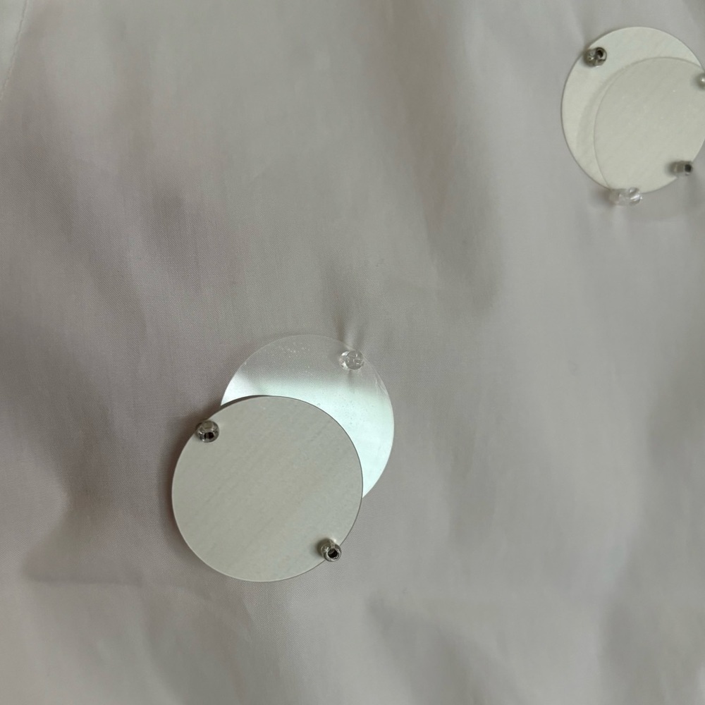 AKRIS PUNTO White Cotton Poplin Disk & Bead Applique Detail Sleeveless Top - Picture 8 of 11